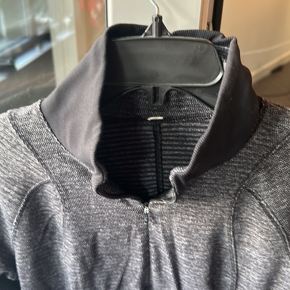 Lululemon sweat shirt - Picture 2 of 5